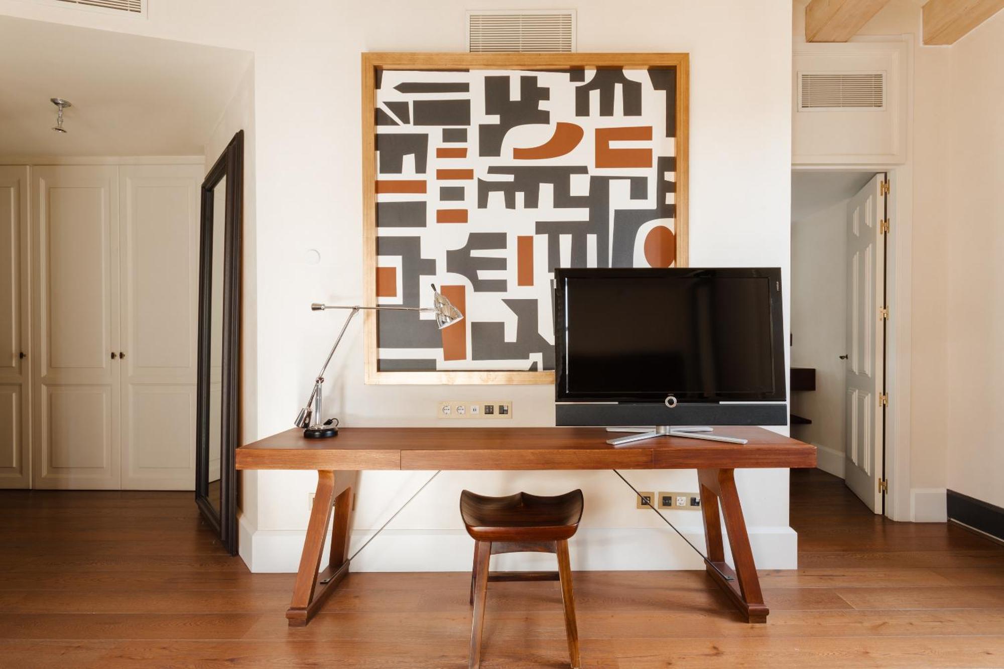 Do Placa Reial Powered By Sonder Barcelona Cameră foto A work space