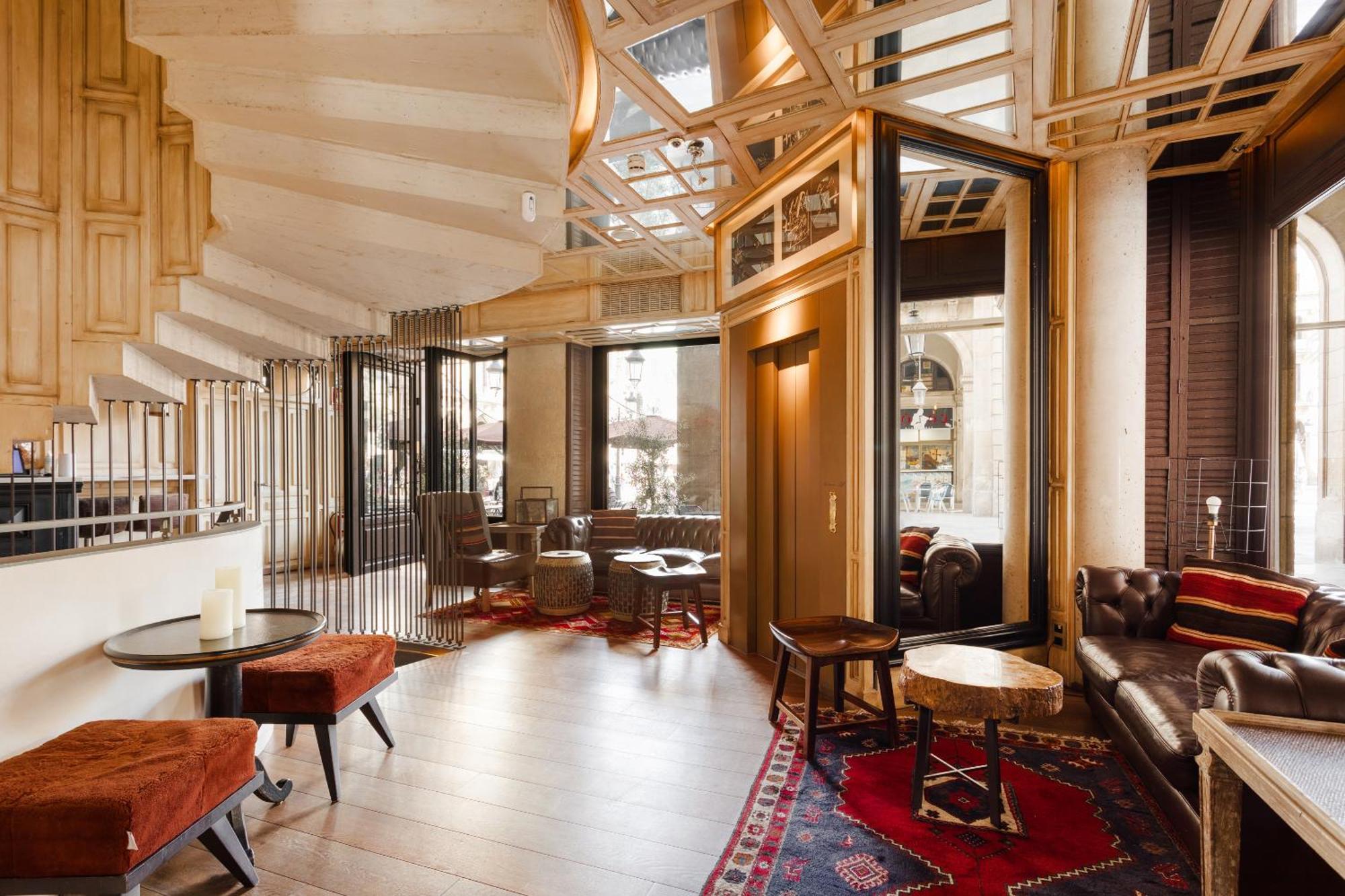 Do Placa Reial Powered By Sonder Barcelona Exterior foto The interior of the hotel